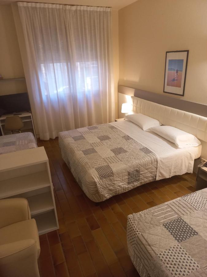 Park Hotel Castel San Pietro Terme Bagian luar foto