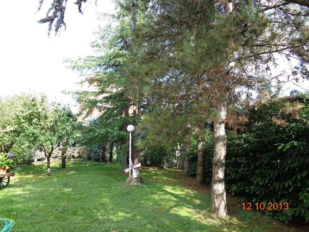 Park Hotel Castel San Pietro Terme Bagian luar foto